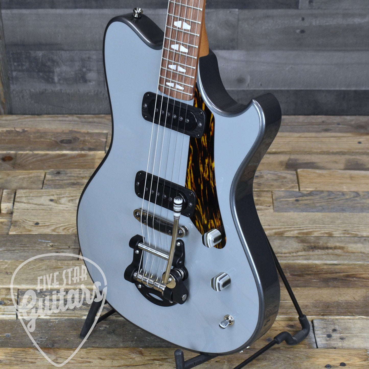 Powers Electric A Type - Cam Tail - Two Tone Chalk/London Grey with Powers Electric Gigbag