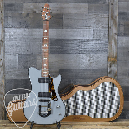 Powers Electric A Type - Cam Tail - Two Tone Chalk/London Grey with Powers Electric Gigbag