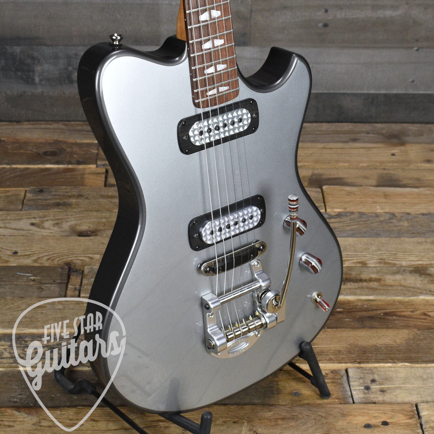 Powers Electric A Type  - Two Tone Dolomite/London Grey - CamTail with Powers Electric Gigbag