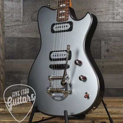 Powers Electric A Type  - Two Tone Dolomite/London Grey - CamTail with Powers Electric Gigbag