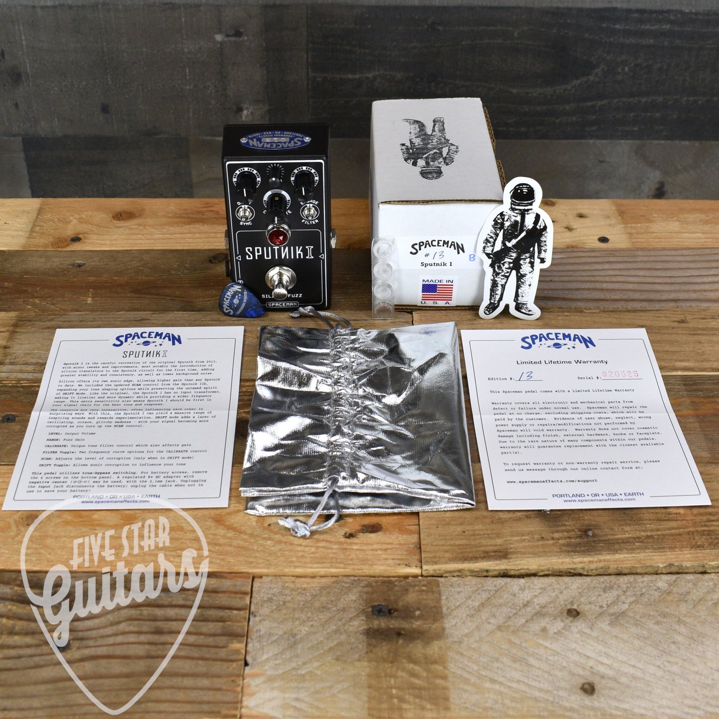 Spaceman Effects Sputnik 1 Silicon Fuzz Pedal - Black Edition