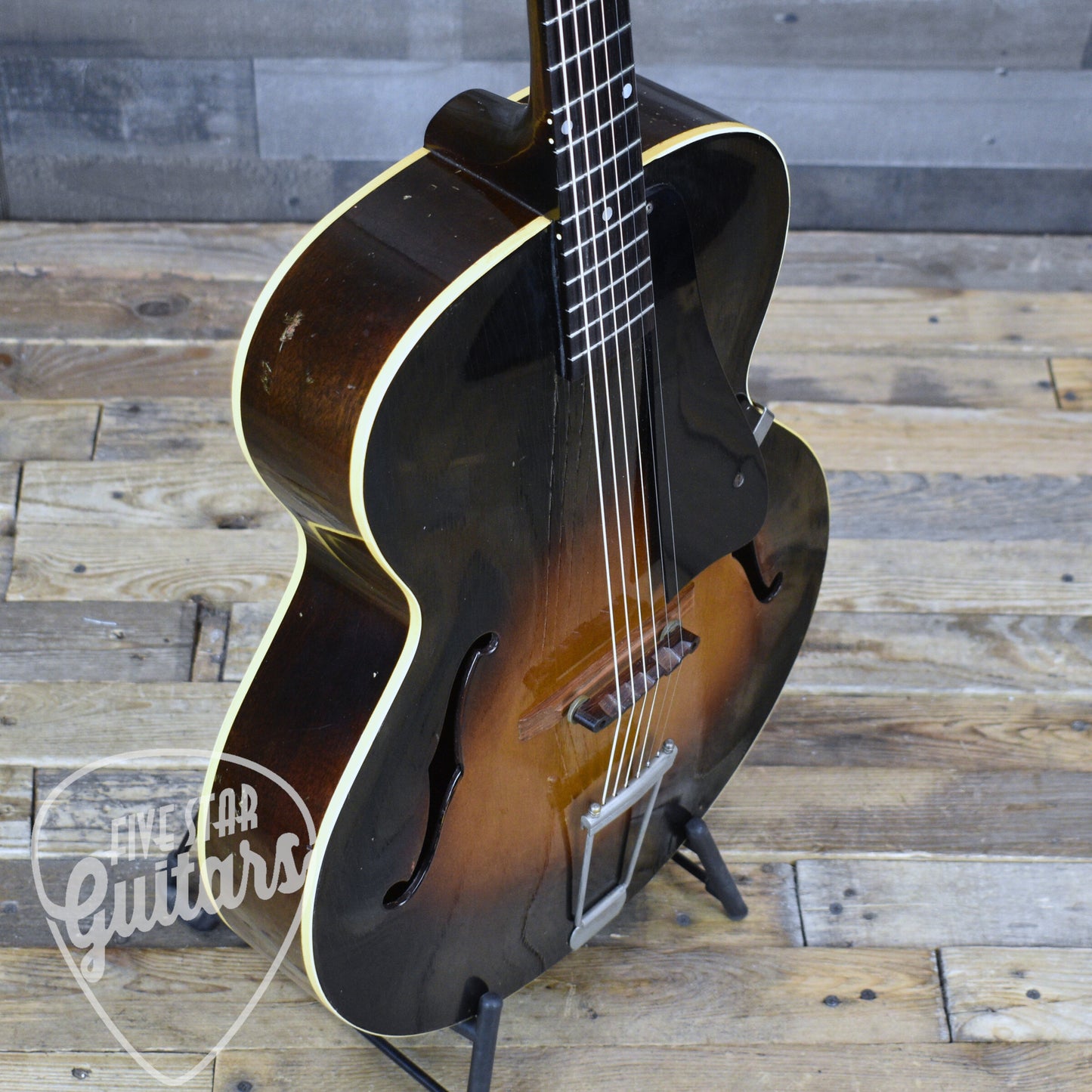 Pre-Owned 1953 Gibson L-48 - Sunburst with Hardshell Case