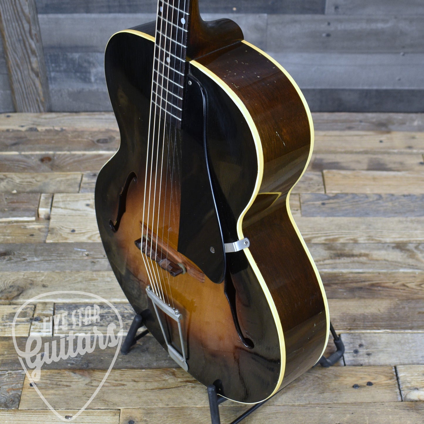 Pre-Owned 1953 Gibson L-48 - Sunburst with Hardshell Case