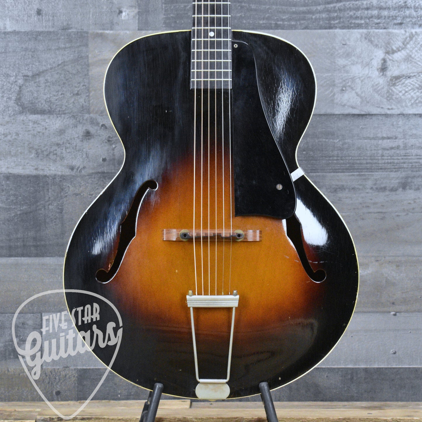 Pre-Owned 1953 Gibson L-48 - Sunburst with Hardshell Case