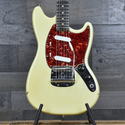 Pre-Owned 1965 Fender Mustang - Olympic White with Original Hardshell Case