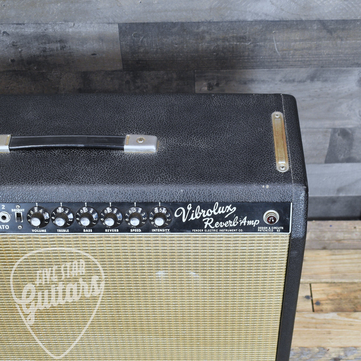 Pre-Owned 1965 Fender Vibrolux Reverb Model AA864 with Flightcase - LOCAL PICKUP ONLY