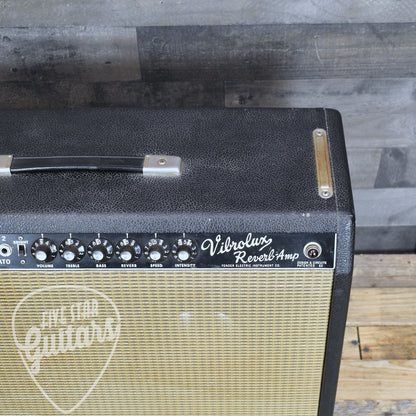 Pre-Owned 1965 Fender Vibrolux Reverb Model AA864 with Flightcase - LOCAL PICKUP ONLY