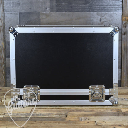 Pre-Owned 1965 Fender Vibrolux Reverb Model AA864 with Flightcase - LOCAL PICKUP ONLY