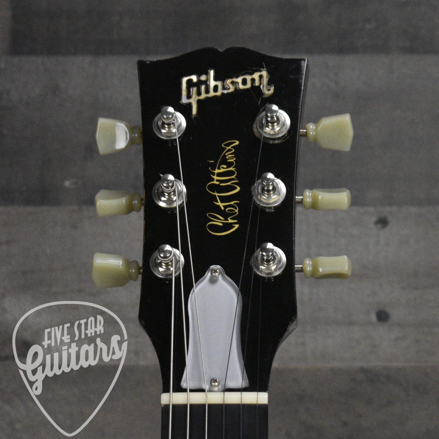Pre-Owned 1990 Gibson Chet Atkins Tennessean - Walnut