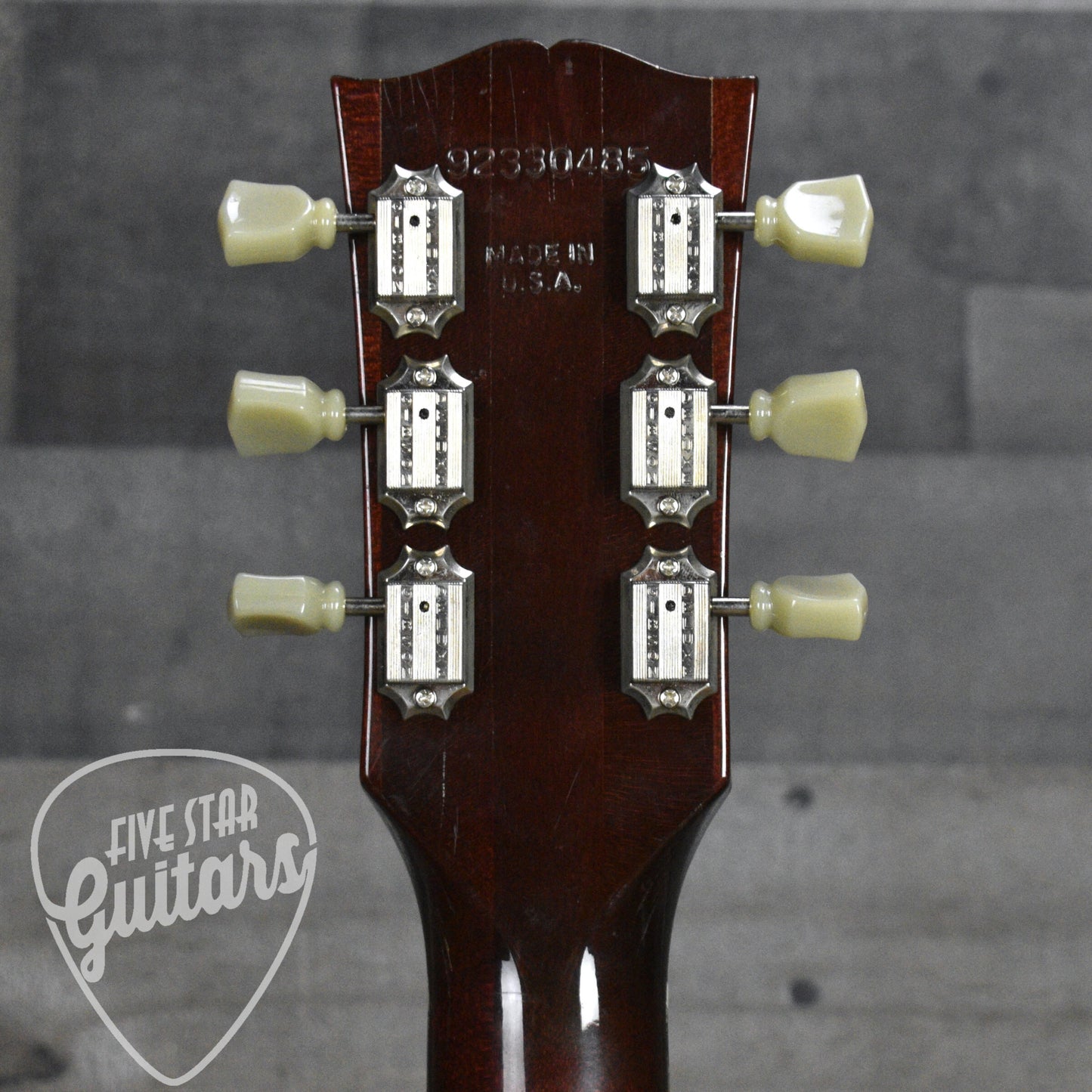 Pre-Owned 1990 Gibson Chet Atkins Tennessean - Walnut