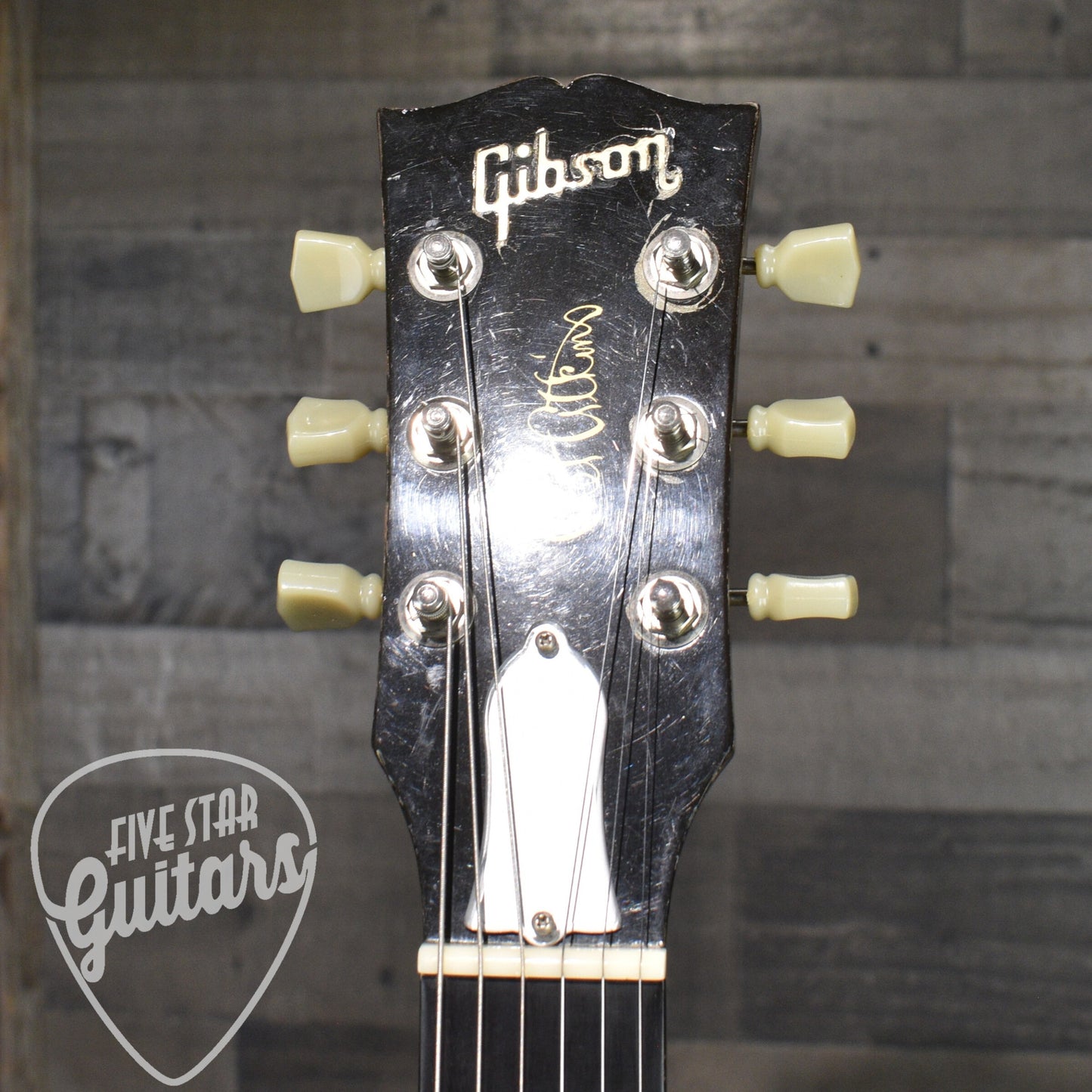 Pre-Owned 1990 Gibson Chet Atkins Tennessean - Walnut