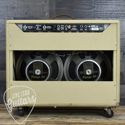 Pre-Owned 1996 Fender Dual Professional