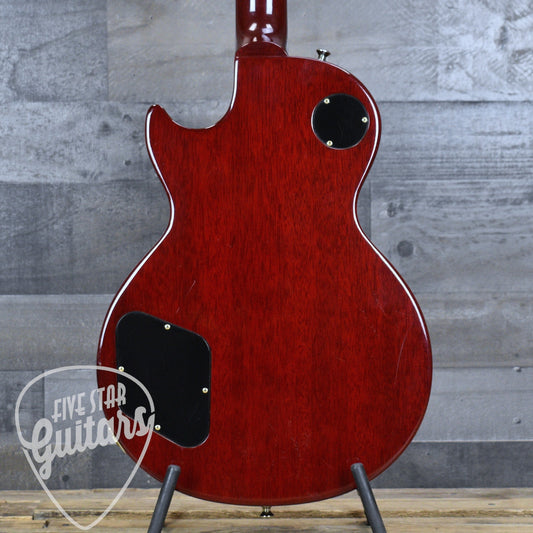 Pre-Owned 2001 Gibson Les Paul Standard - Wine Red with Hardshell Case