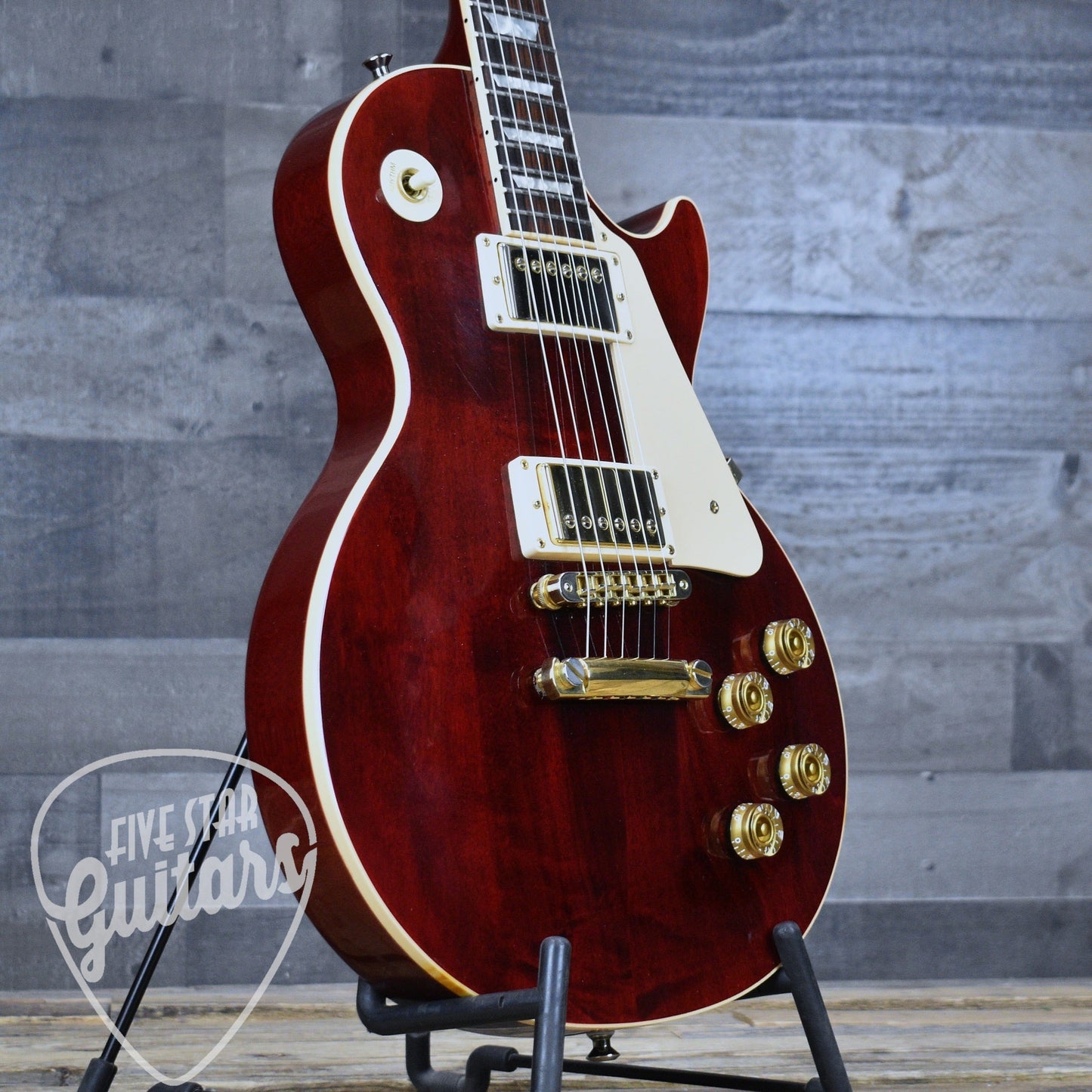 Pre-Owned 2001 Gibson Les Paul Standard - Wine Red with Hardshell Case