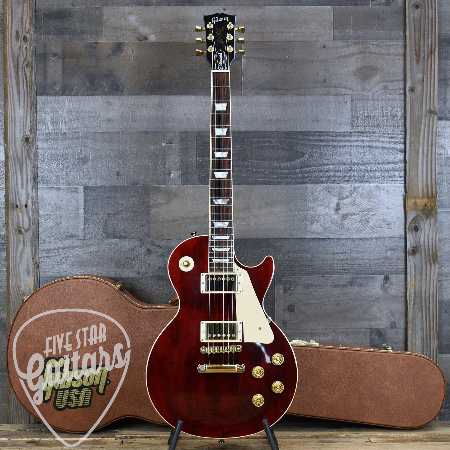 Pre-Owned 2001 Gibson Les Paul Standard - Wine Red with Hardshell Case