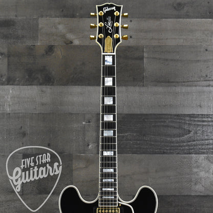 Pre-Owned 2002 Gibson B.B. King Lucille - Ebony with Hardshell Case