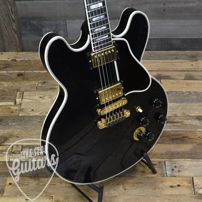 Pre-Owned 2002 Gibson B.B. King Lucille - Ebony with Hardshell Case