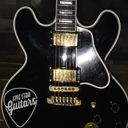 Pre-Owned 2002 Gibson B.B. King Lucille - Ebony with Hardshell Case