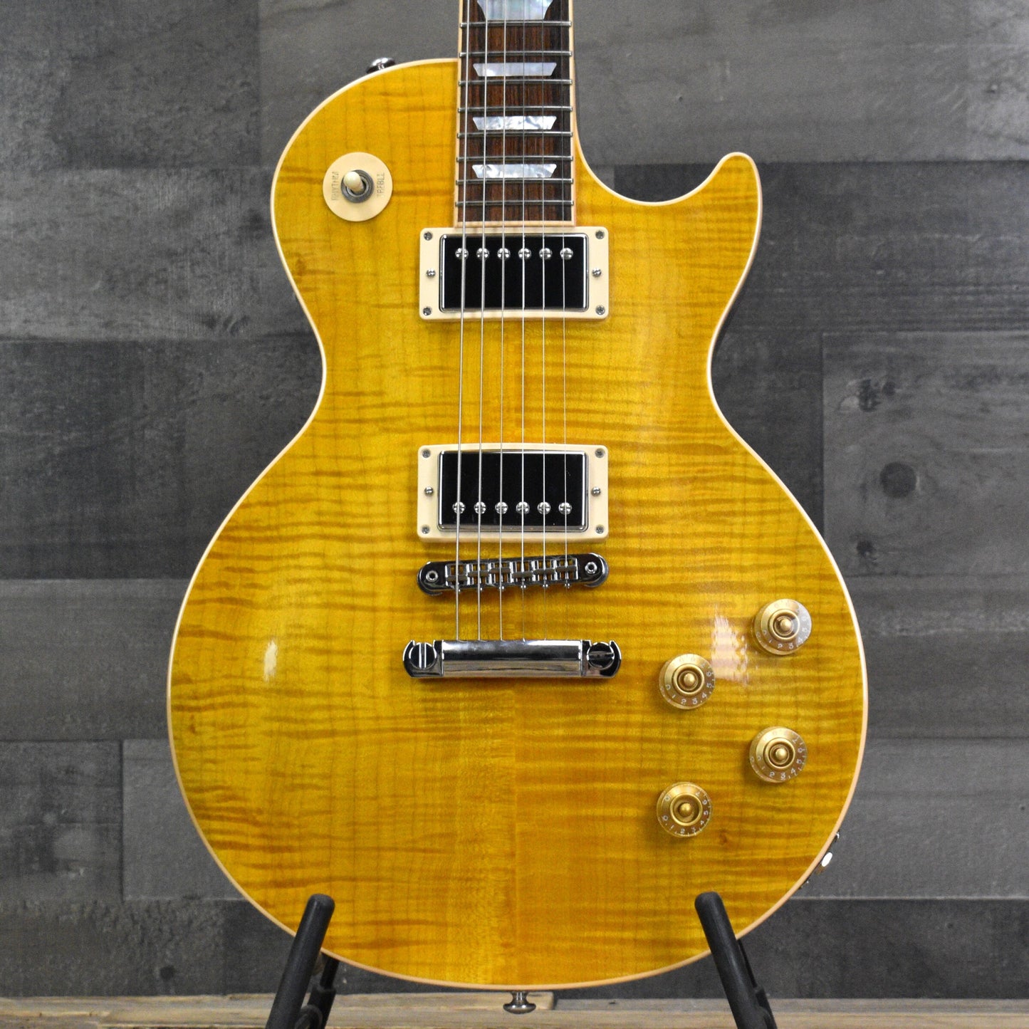 Pre-Owned 2015 Gibson 100th Anniversary Les Paul Standard with Hardshell Case