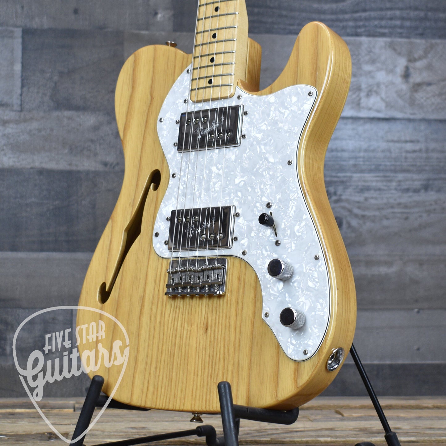 Pre-Owned Fender Classic Series '72 Telecaster Thinline - Natural with Gigbag