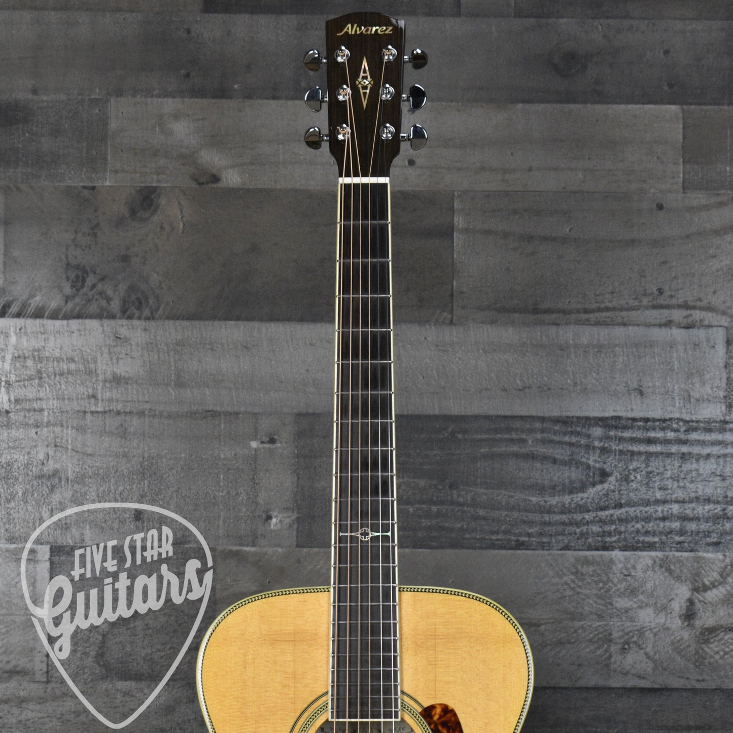 Pre-Owned Alvarez MF610EOM with Hard Shell Case