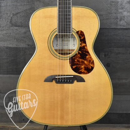 Pre-Owned Alvarez MF610EOM with Hard Shell Case