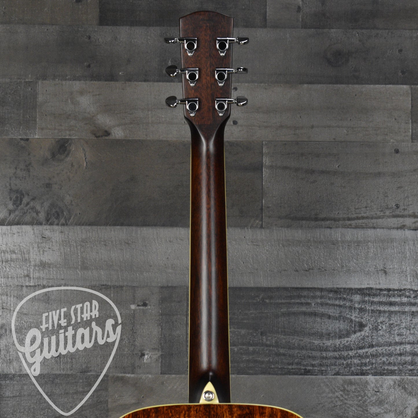 Pre-Owned Alvarez MF610EOM with Hard Shell Case