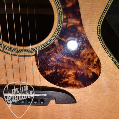 Pre-Owned Alvarez MF610EOM with Hard Shell Case