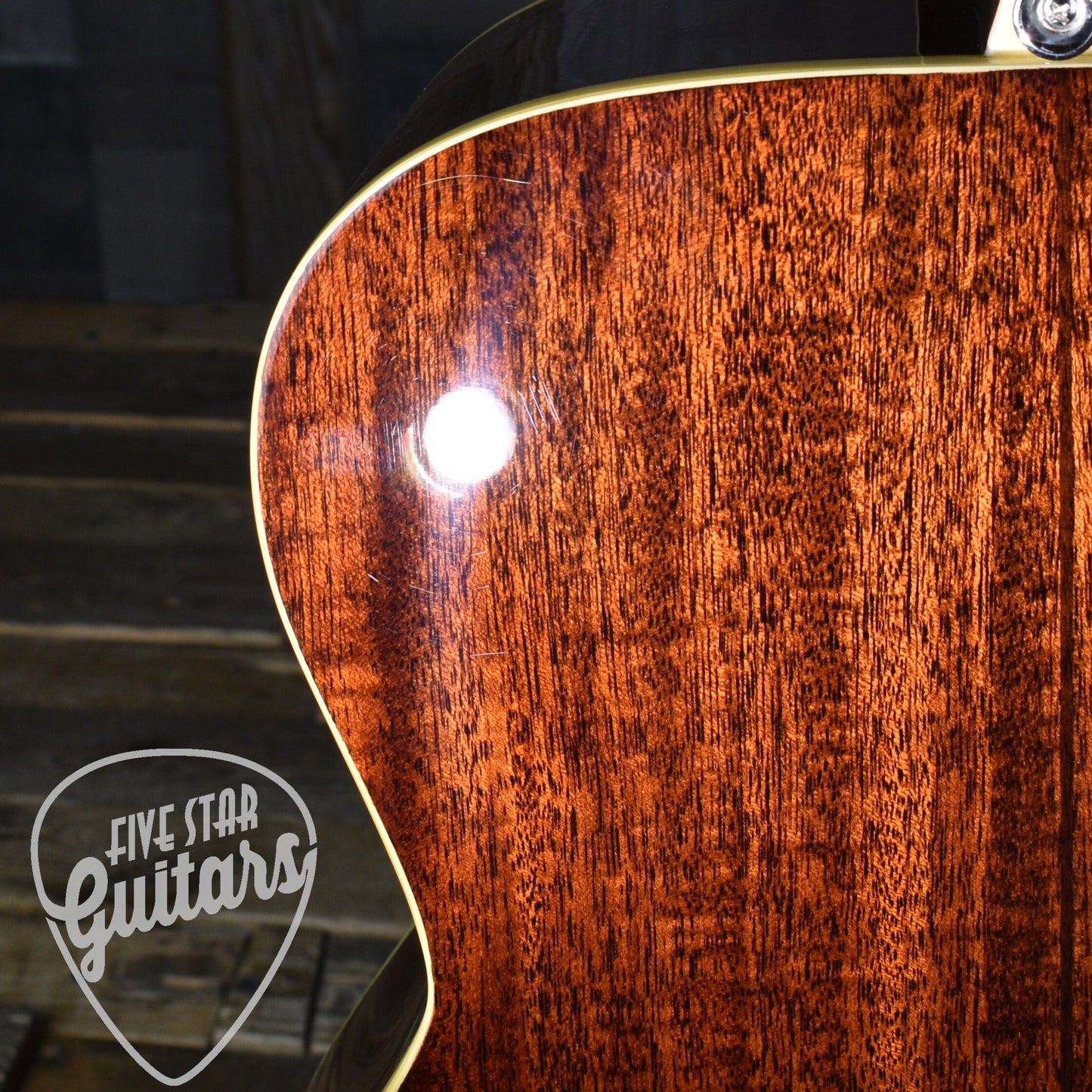 Pre-Owned Alvarez MF610EOM with Hard Shell Case