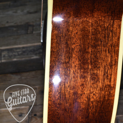 Pre-Owned Alvarez MF610EOM with Hard Shell Case