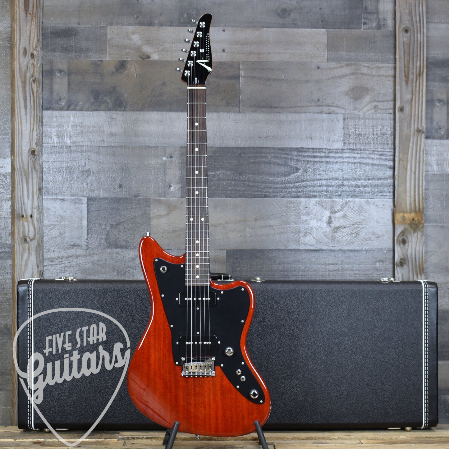 Pre-Owned Anderson Raven Superbird - Transparent Cherry with Hardshell Case