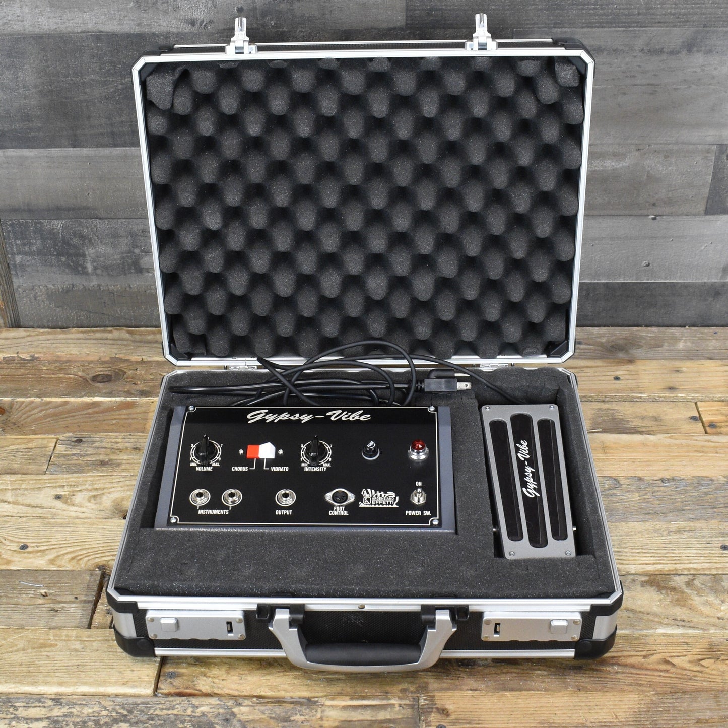 Pre-Owned Argenziano Effetti Gypsy-Vibe v1 with Case