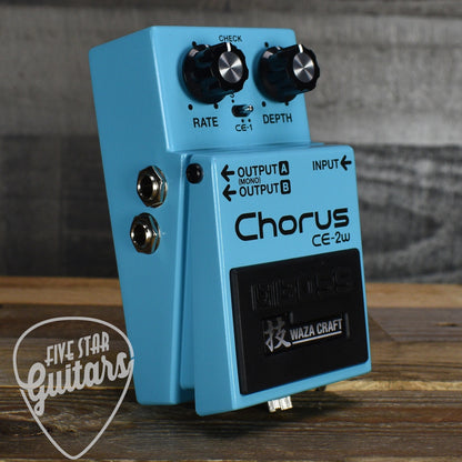 Pre-Owned BOSS CE-2W Waza Chorus Pedal