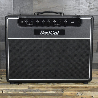 Pre-Owned Bad Cat Cub 30 Combo