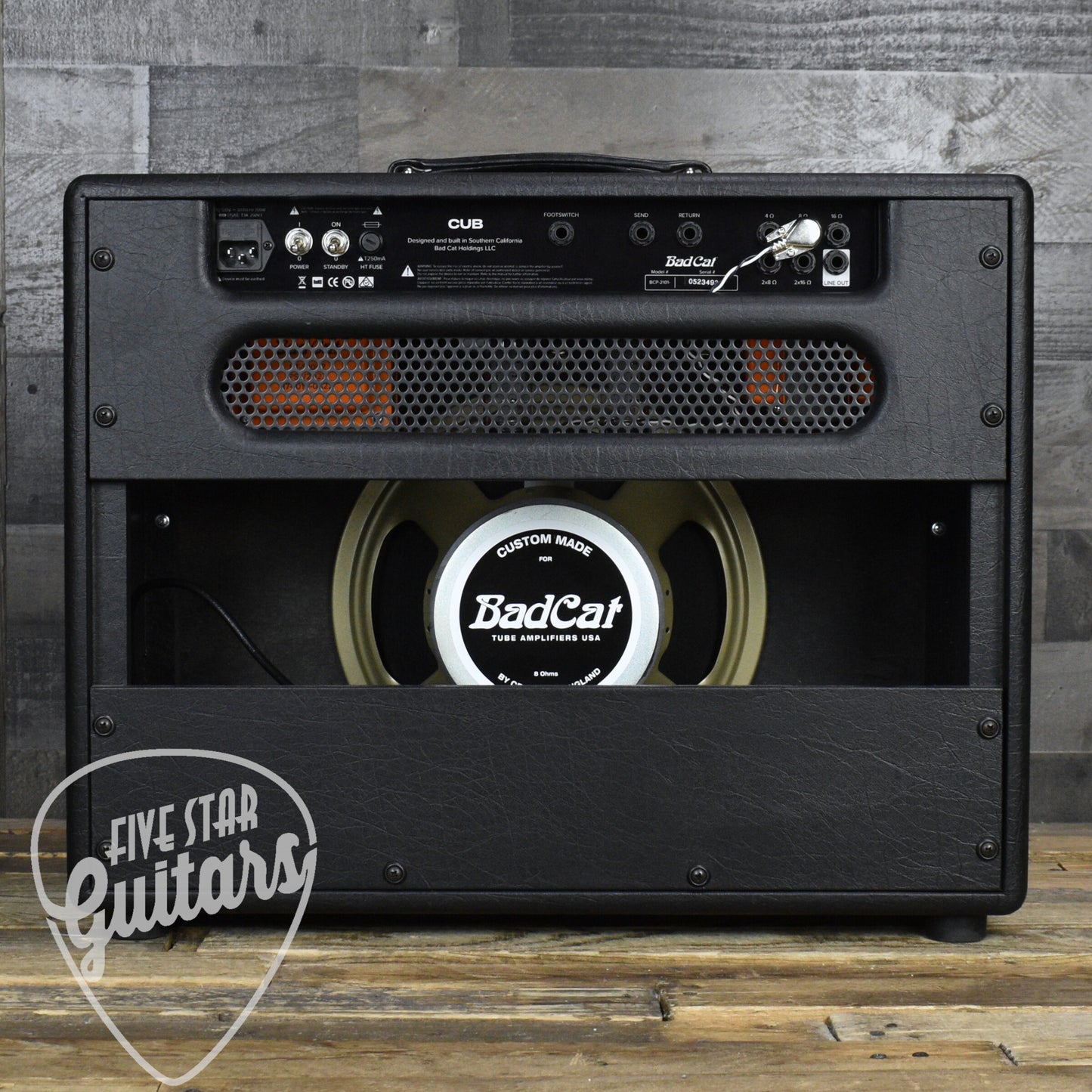 Pre-Owned Bad Cat Cub 30 Combo