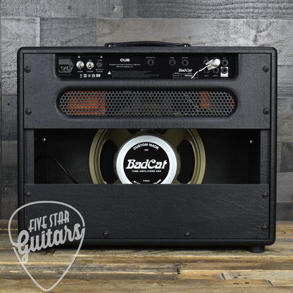 Pre-Owned Bad Cat Cub 30 Combo