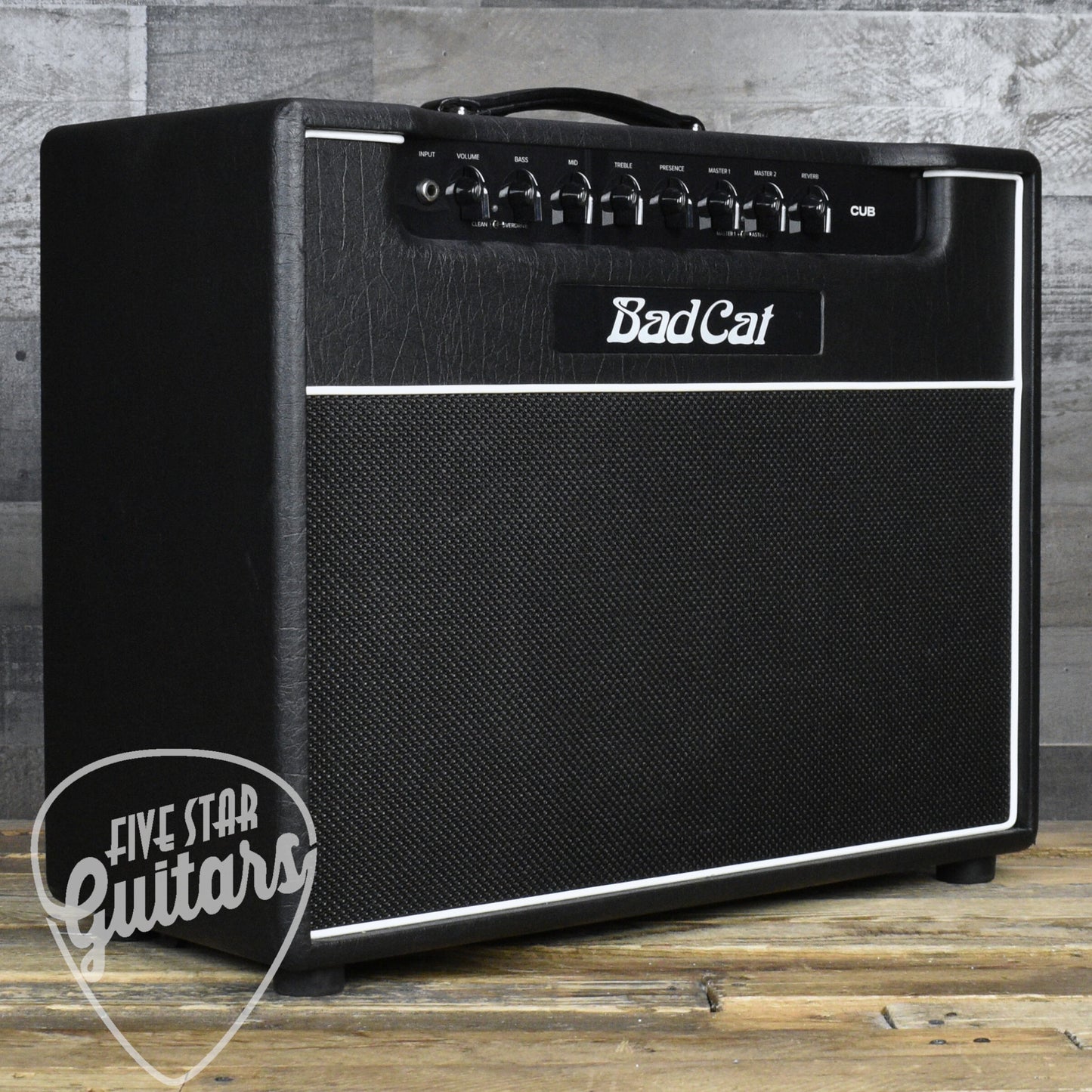 Pre-Owned Bad Cat Cub 30 Combo