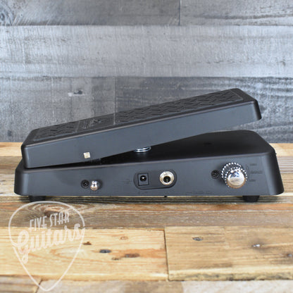 Pre-Owned Behringer HB01 Hellbabe Ultimate Wah