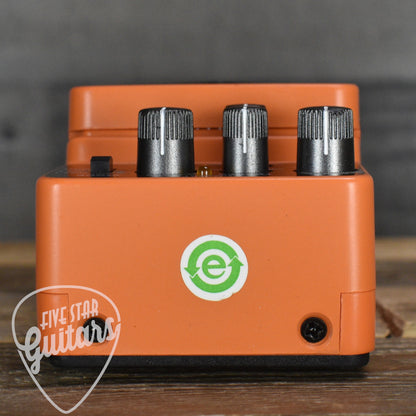 Pre-Owned Behringer SF300 Super Fuzz