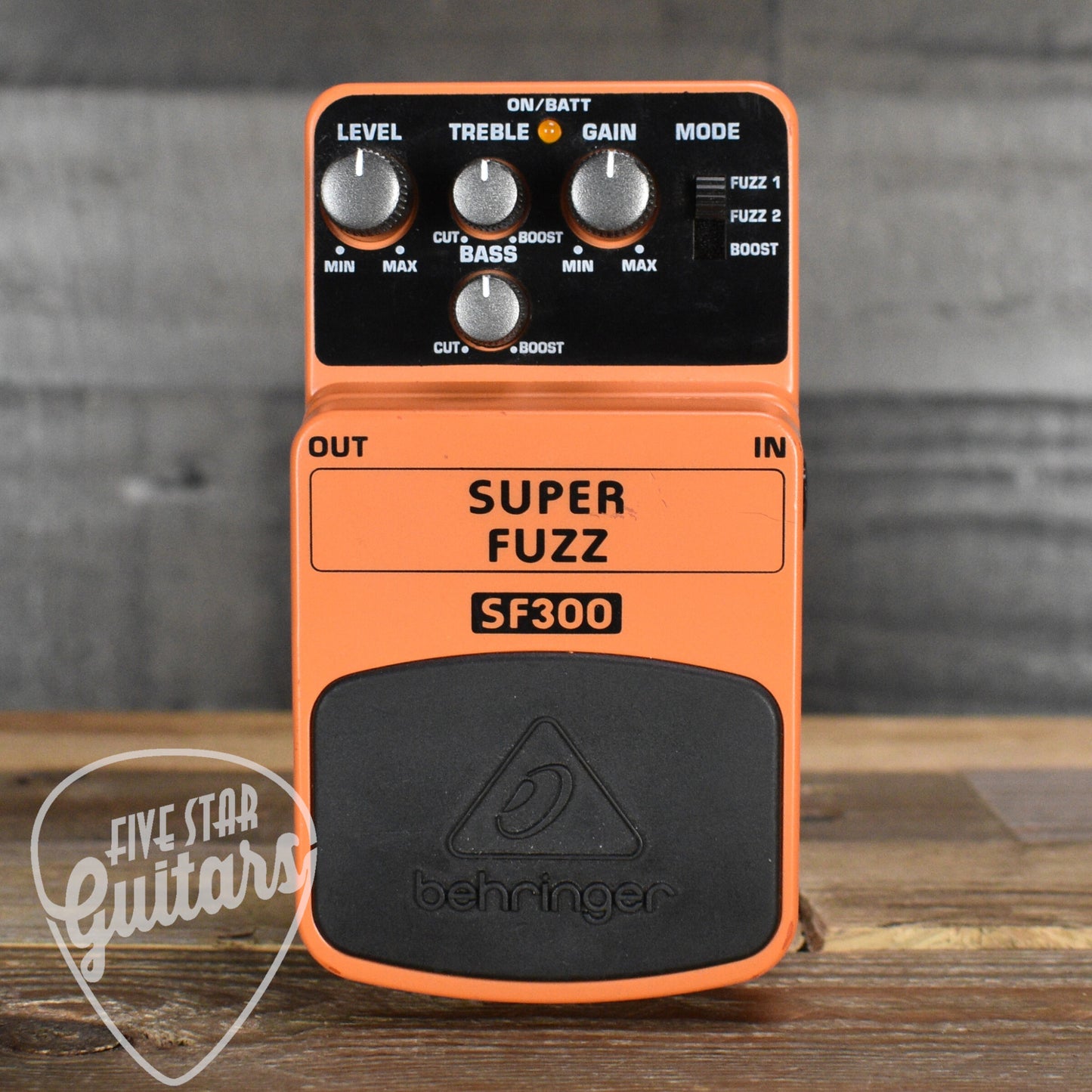 Pre-Owned Behringer SF300 Super Fuzz