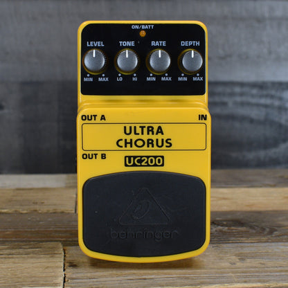 Pre-Owned Behringer UC200 Ultra Chorus