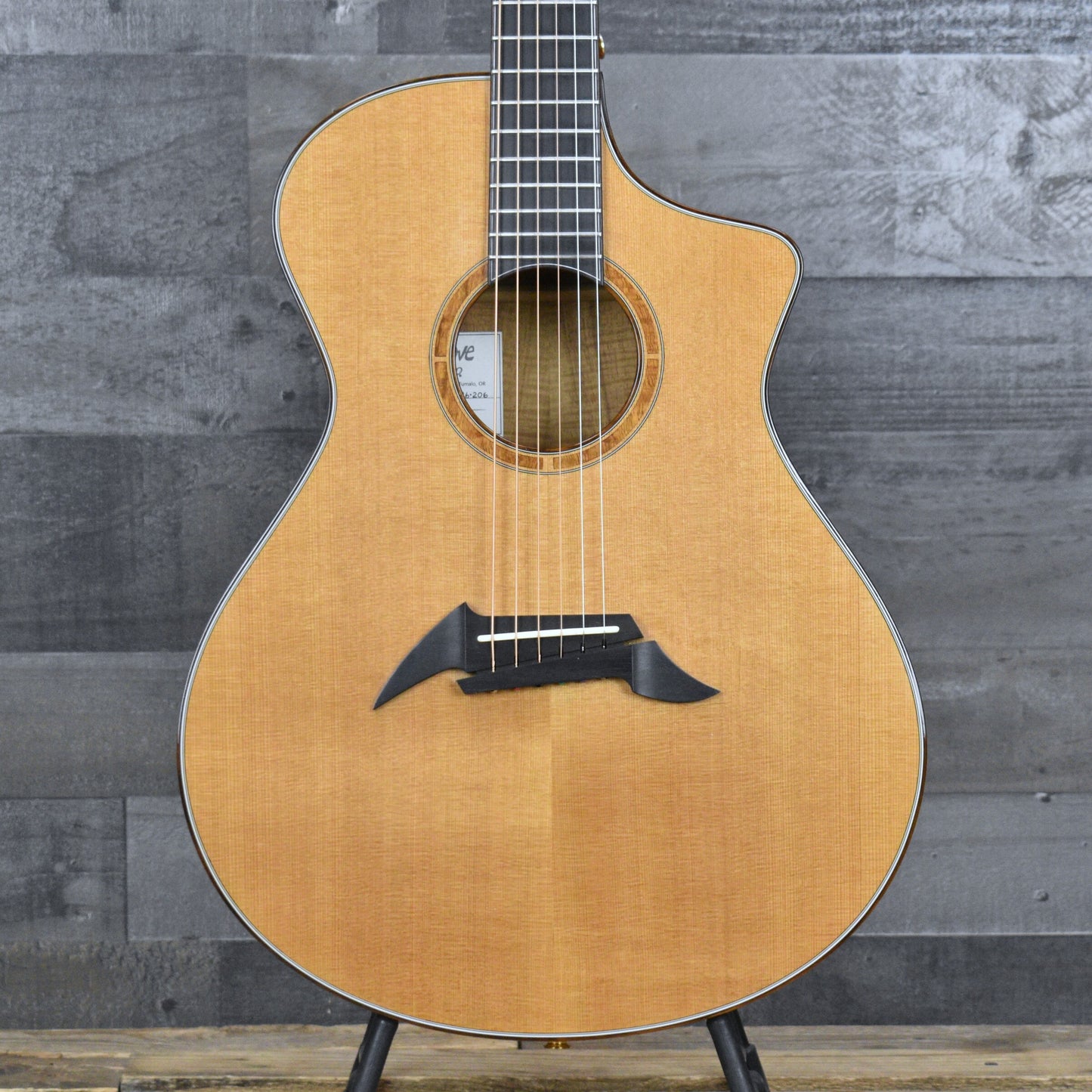 Pre-Owned Breedlove C5/K - Natural with Hardshell Case