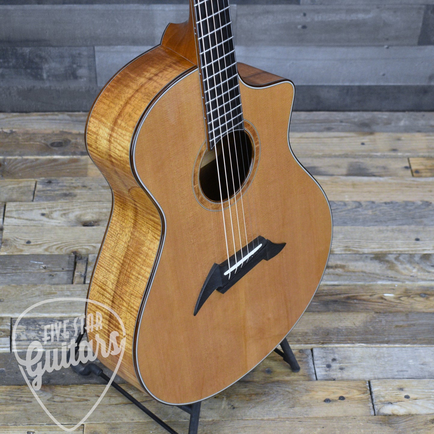 Pre-Owned Breedlove C5/K - Natural with Hardshell Case
