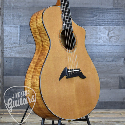 Pre-Owned Breedlove C5/K - Natural with Hardshell Case