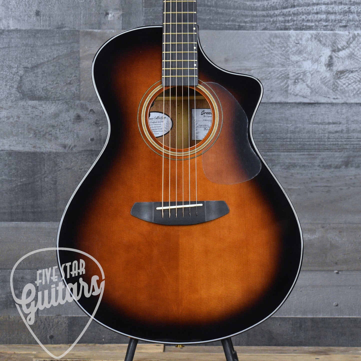 Pre-Owned Breedlove Performer Concert - Bourbon with Gigbag