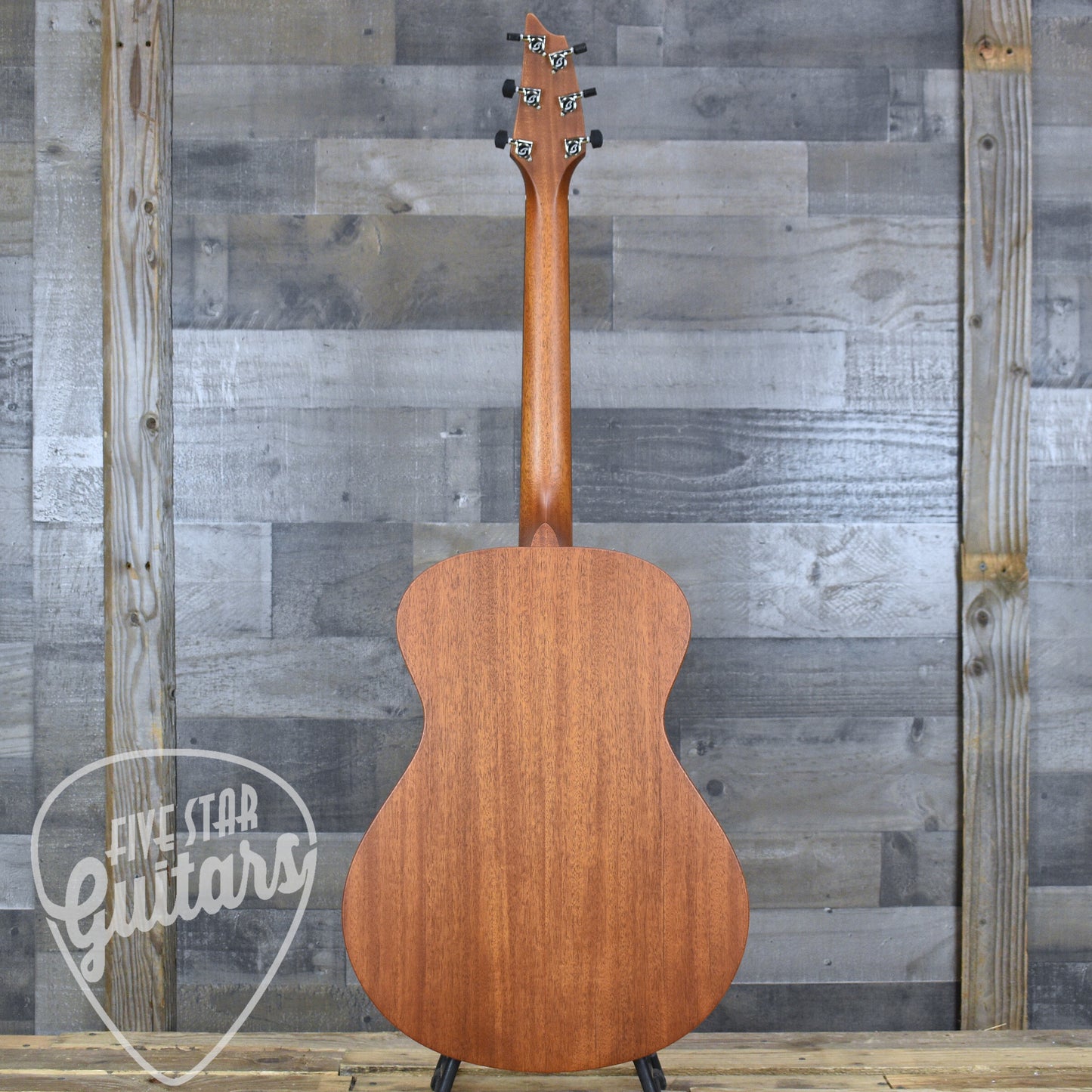 Pre-Owned Breedlove USA Concert Moon Light with Hard Shell Case