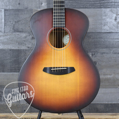 Pre-Owned Breedlove USA Concert Moon Light with Hard Shell Case