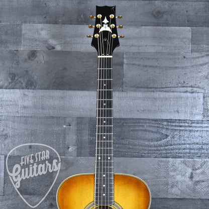 Pre-Owned Brian Bishop OM - Sunburst with Hardshell Case