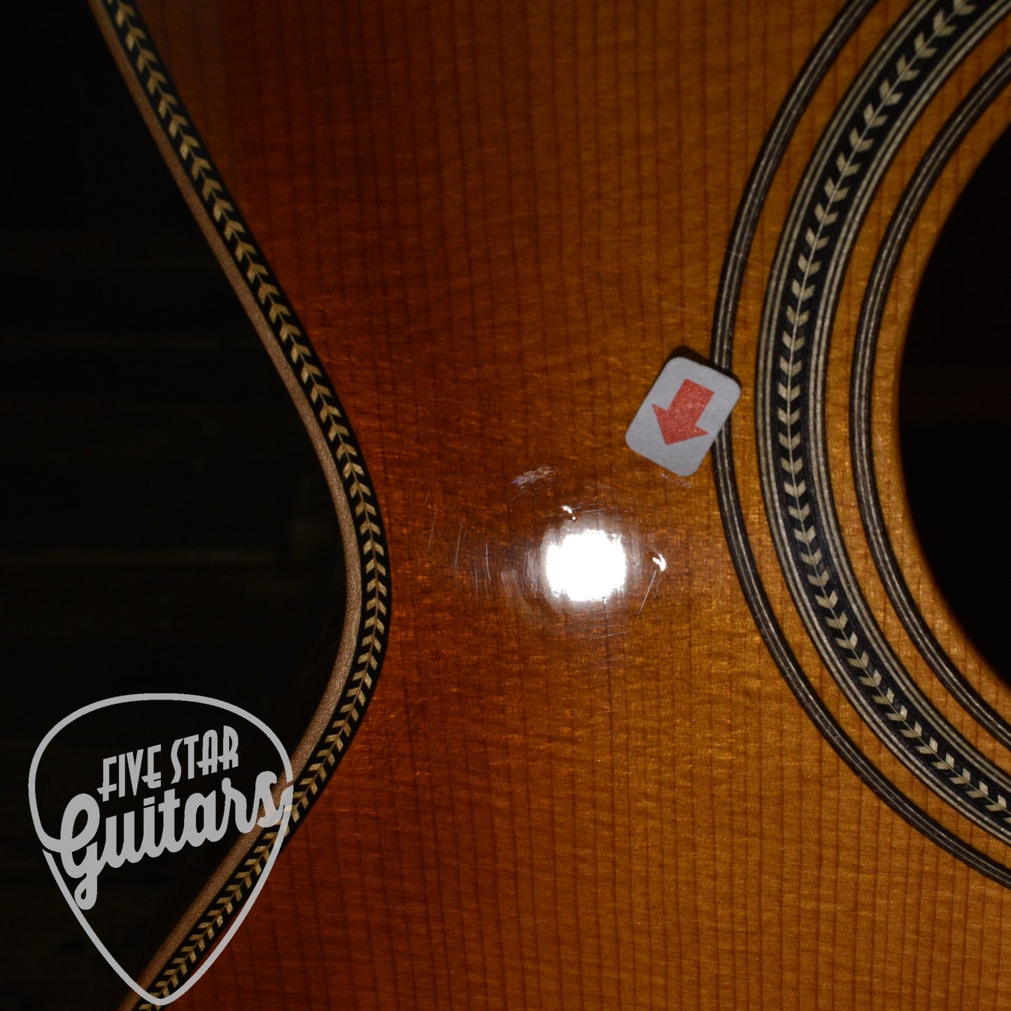 Pre-Owned Brian Bishop OM - Sunburst with Hardshell Case
