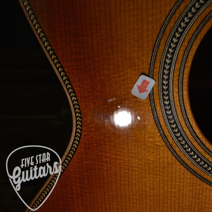 Pre-Owned Brian Bishop OM - Sunburst with Hardshell Case